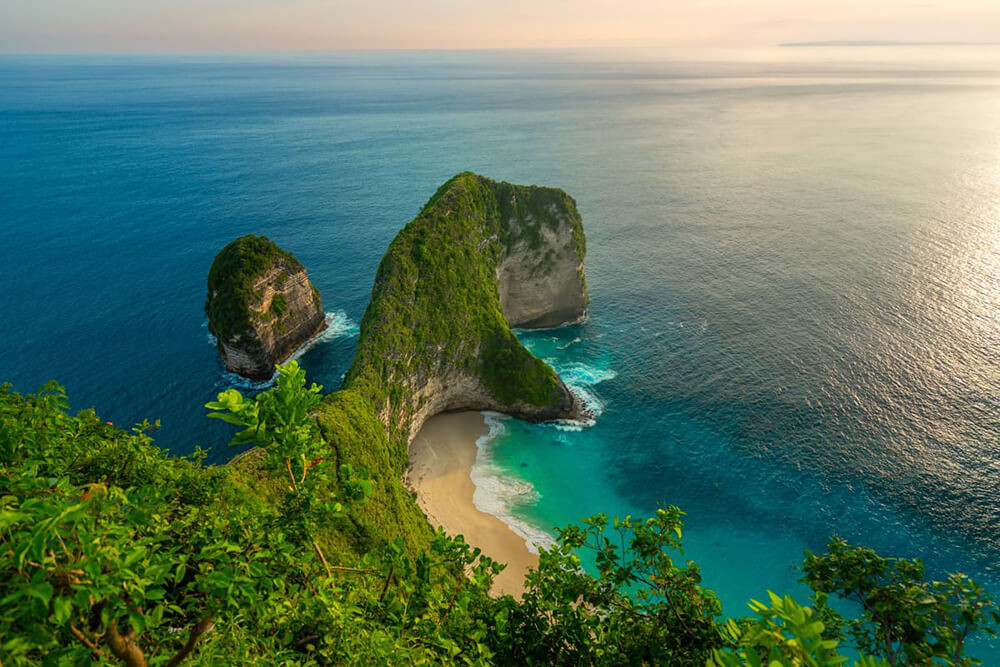 Kelingking Beach – “Sống lưng khủng long”